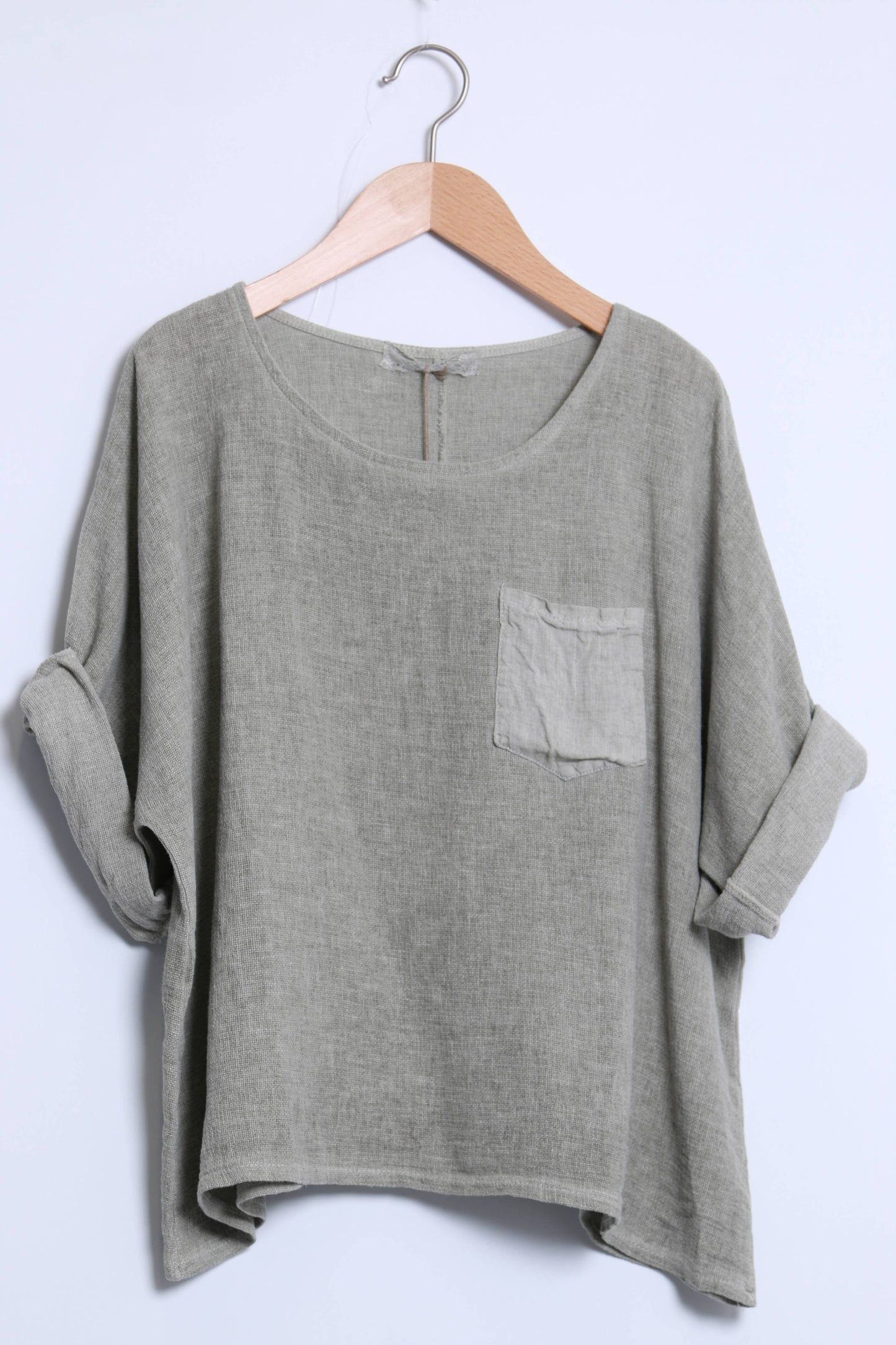 Linen cotton top with a side pocket