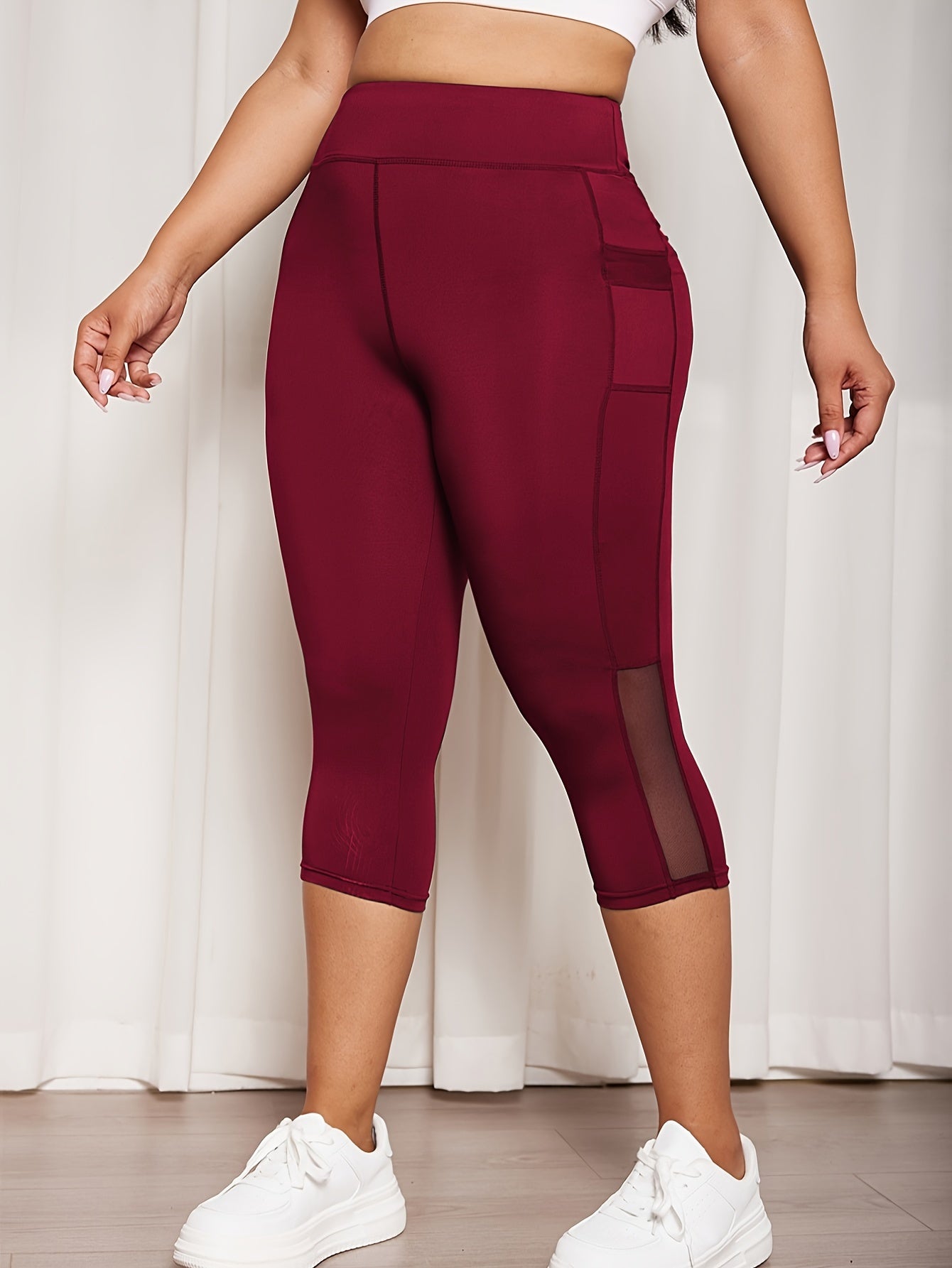 Plus Size Sports Capri Pants, Women's Plus Solid High Rise Slim Fit Running Yoga Capri Leggings With Phone Pockets