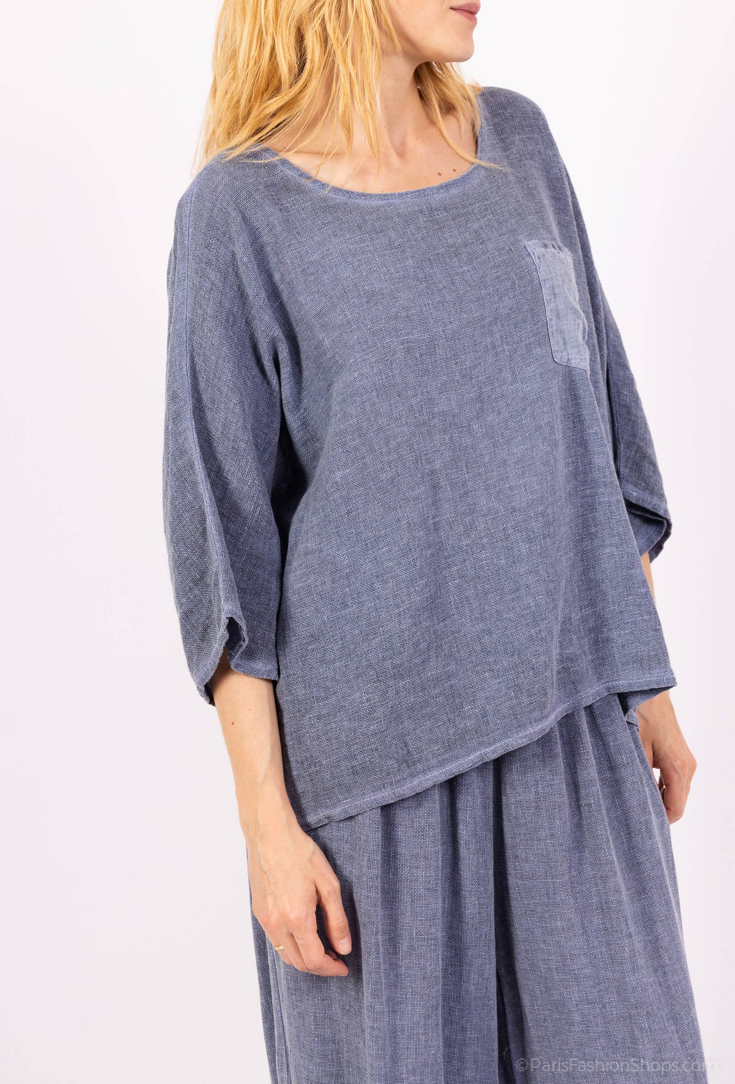 Linen cotton top with a side pocket