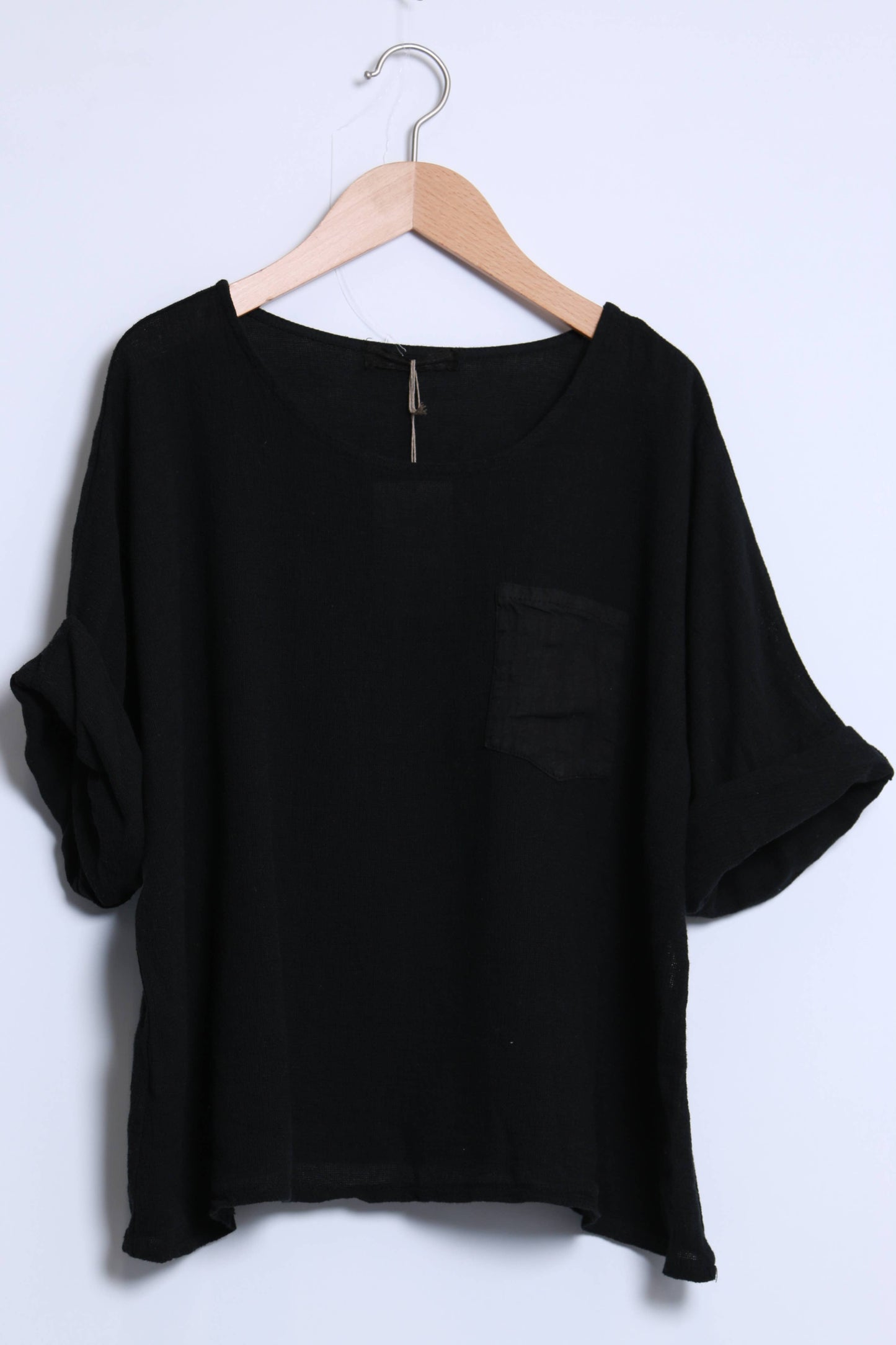 Linen cotton top with a side pocket