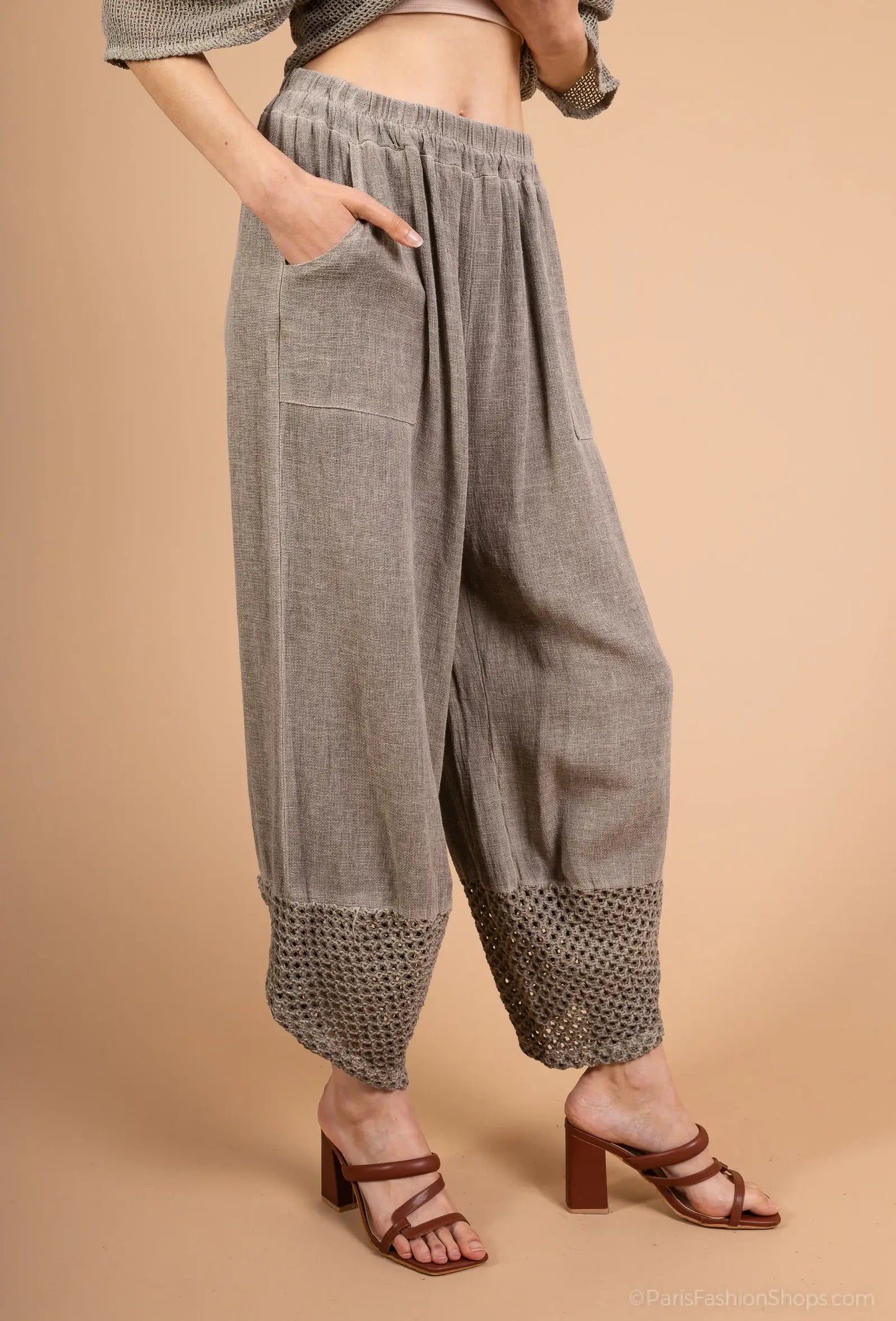 Mesh-bottom pants in cotton linen