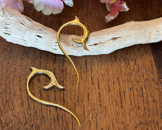 Aqua Curve Earrings - Minimal Brass Fishtail Design – Ocean-Inspired Boho Jewellery.