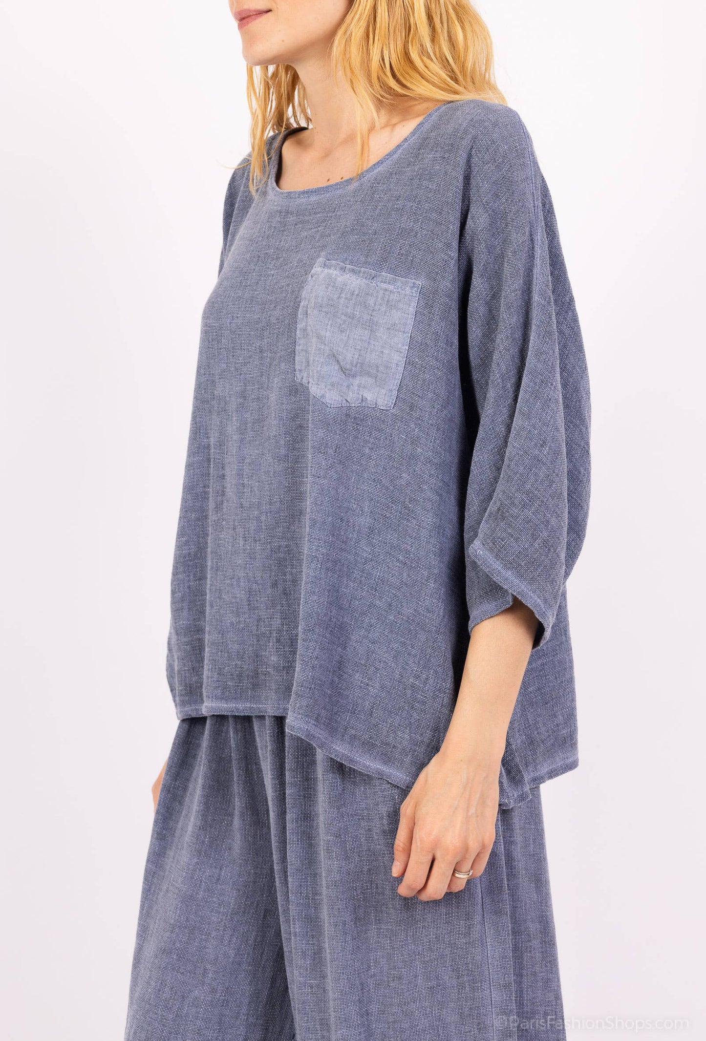 Linen cotton top with a side pocket