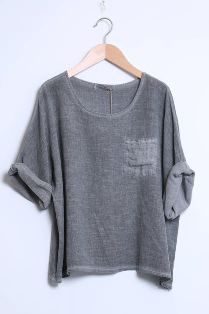 Linen cotton top with a side pocket