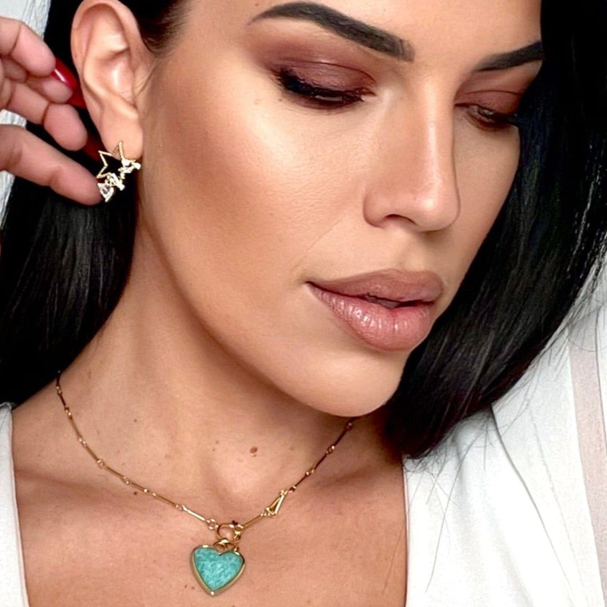 Sanora Luxe 18k Gold Plated Turquoise T Bar Heart Necklace