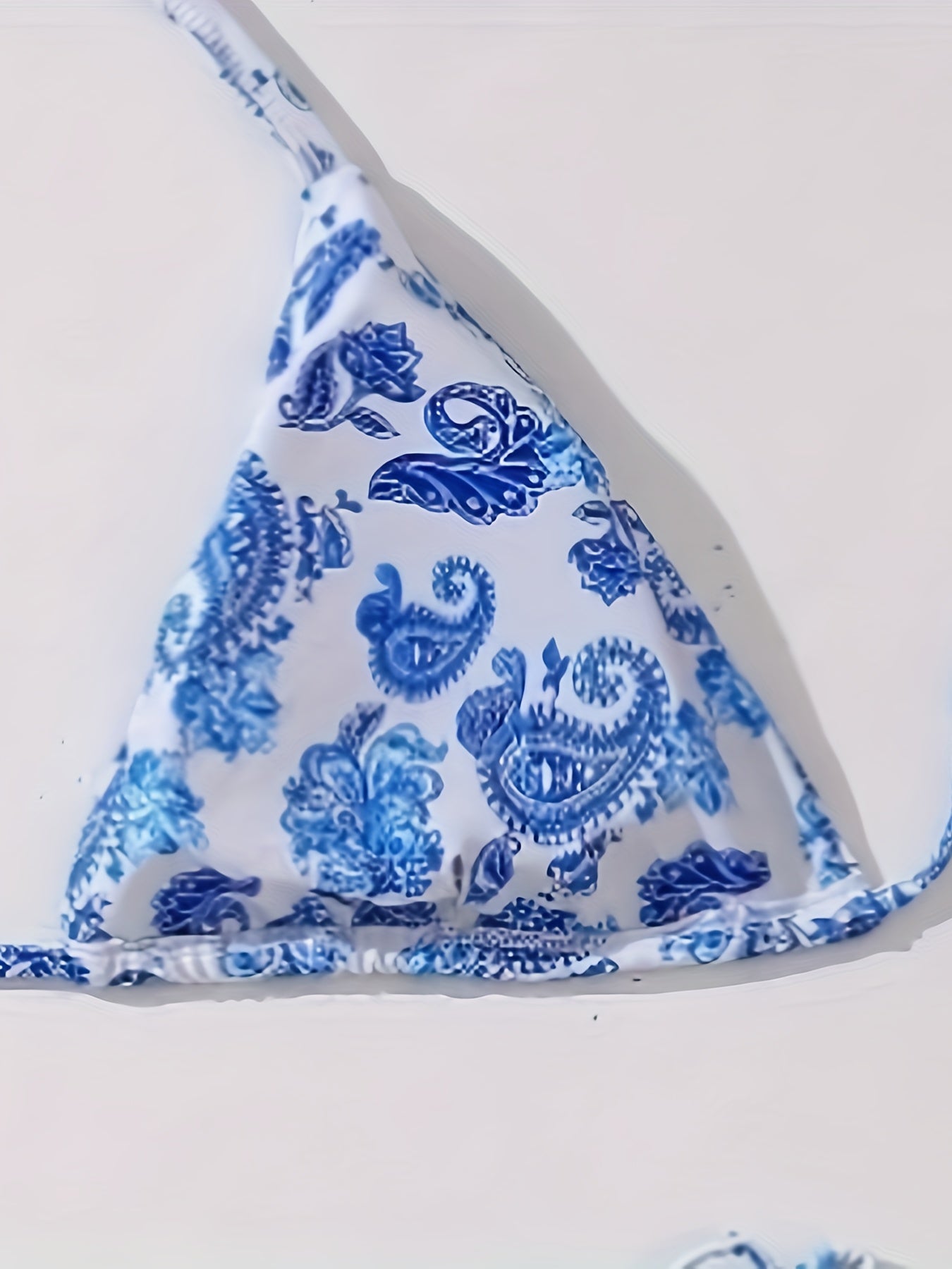 Women's Vacay Bikini Set, Plus Size Blue Paisley Floral Print Triangle Halter Tie Strap Backless Bra & Tie Side Panty Swimsuit 2 Piece Set