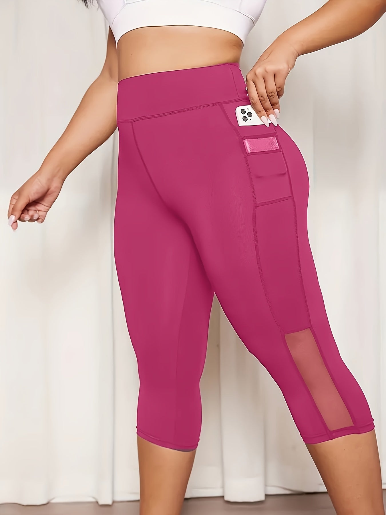 Plus Size Sports Capri Pants, Women's Plus Solid High Rise Slim Fit Running Yoga Capri Leggings With Phone Pockets
