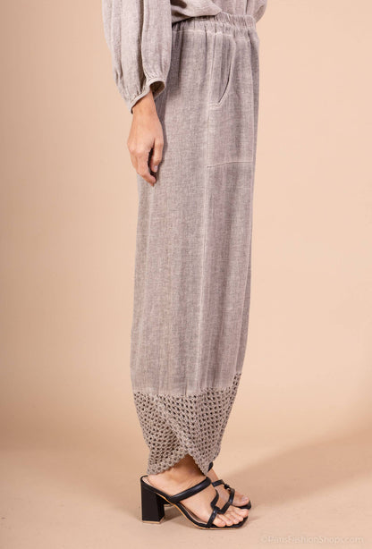 Mesh-bottom pants in cotton linen